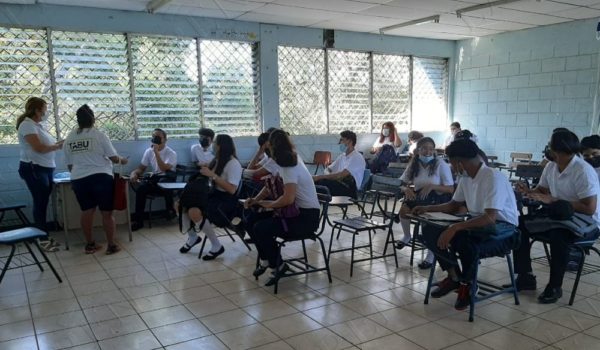 Clases, educación,