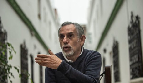 Pedro Francke, exministro de Economía de Perú: «En el gobierno de Castillo hay una falta de rumbo estratégico»