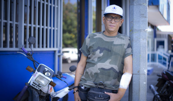 Darwin Sandoval, el cronista con insuficiencia renal que construye su propia base de datos del futbol nacional
