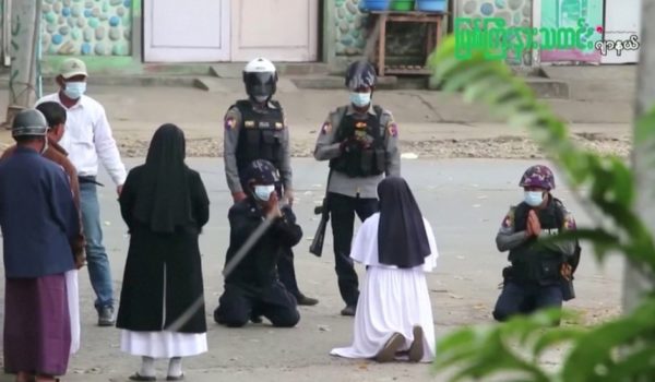 Golpe en Myanmar: cómo una monja católica se convirtió en el símbolo de las protestas en ese país (y qué llevó a que el país acabara en guerra civil)
