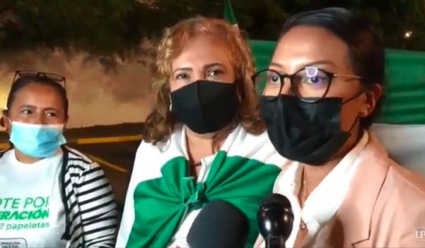Tres nicaragüenses que votaron «satisfactoriamente» en las elecciones de Costa Rica cuentan su experiencia