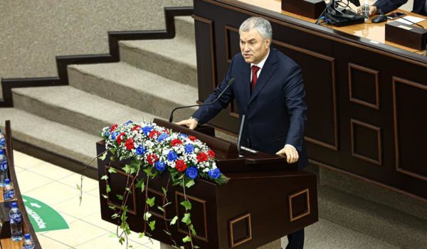 Presidente de la cámara baja rusa dice a diputados nicaragüenses que «deben estar juntos, hombro a hombro» y justifica ataque de Rusia a Ucrania