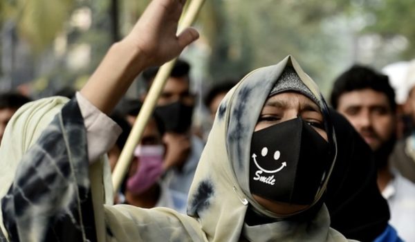 «Por qué usar hiyab no significa que las musulmanas estemos oprimidas»
