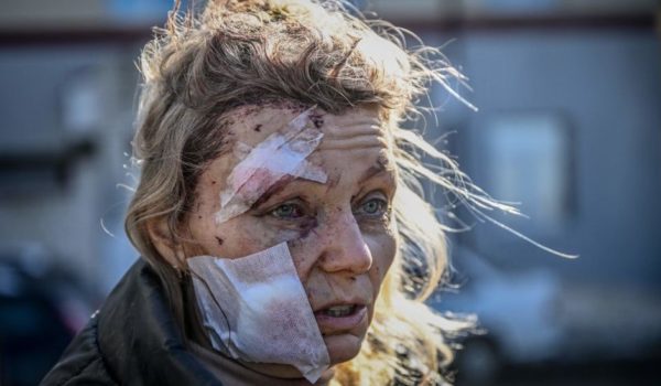 Rusia invade Ucrania: cómo saber si lo que estás viendo sobre el conflicto es real o son «fake news»