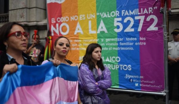 Guatemala: el Congreso aprueba una ley que prohíbe el matrimonio homosexual y eleva las penas por aborto