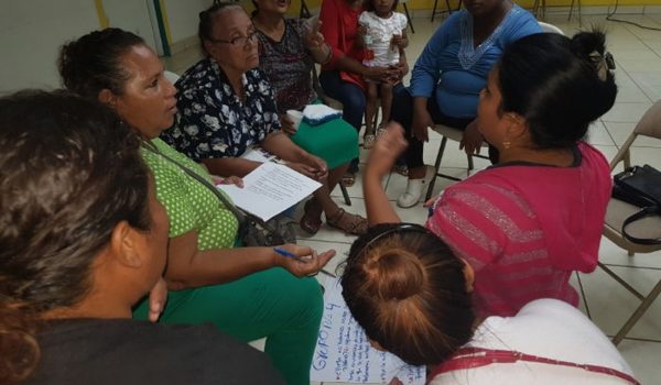 Mujeres y niñez en riesgo de violencia son los más afectados con la cancelación de la personería del Colectivo 8M