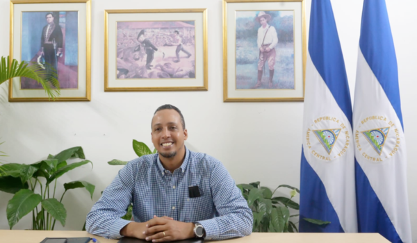 Ortega aparta al hijo del embajador Francisco Campbell de dos cargos diplomáticos