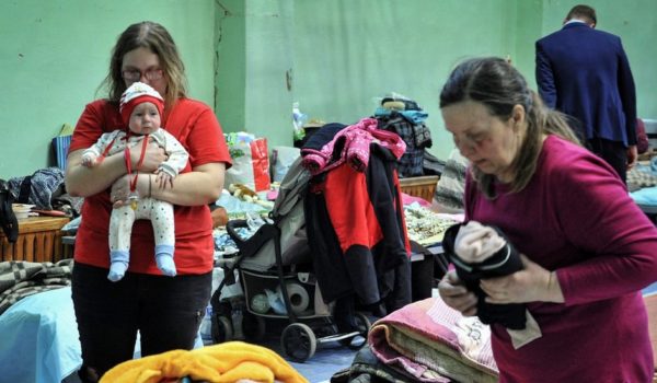 Rusia y Ucrania: Kiev acusa a Moscú de llevarse miles de civiles de Mariúpol a su territorio