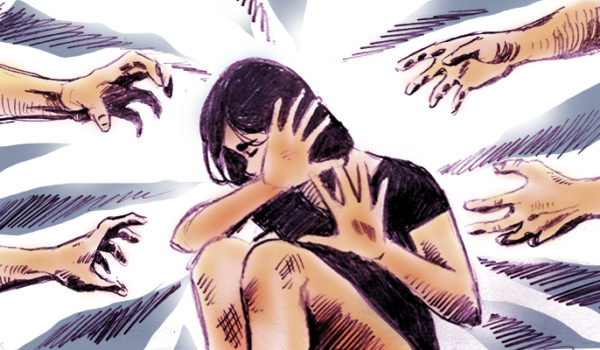 Madre habría explotado sexualmente a su hija adolescente