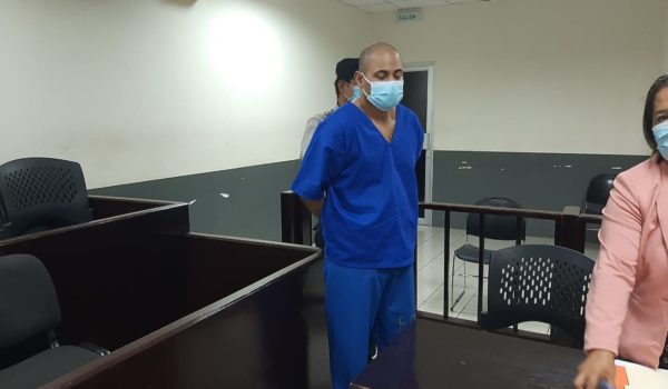 Elior Cajina Barberena , acusado de hurto agravado y omisión de prestar auxilio. LA PRENSA.