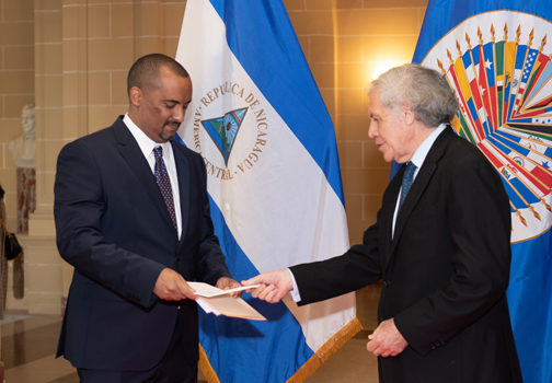 Régimen oficializa la destitución de Arturo McFields y el nombramiento de Francisco Campbell en la OEA