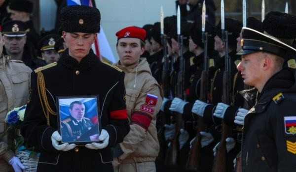 Rusia y Ucrania: qué nos dicen las cifras confirmadas de soldados rusos muertos de la invasión