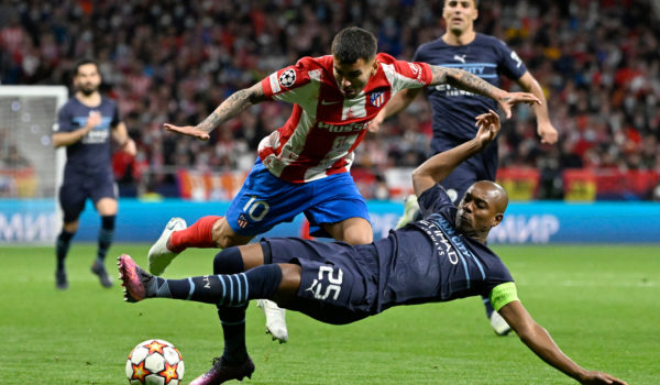 Manchester City y Liverpool dan el paso al frente en la Champions League