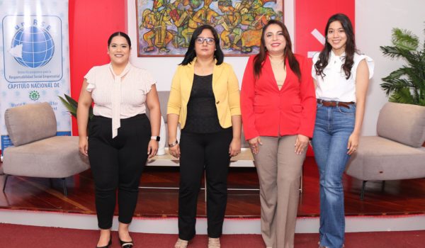 Presentan campaña No estoy sola