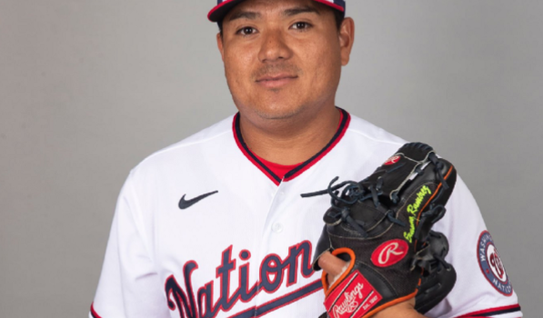 Erasmo Ramírez volvió a ser la máquina de tirar strikes en un magistral relevo