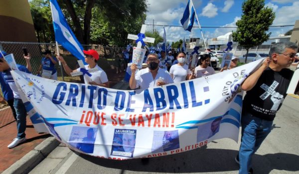Nicaragüenses en Miami protestan contra la dictadura de Daniel Ortega