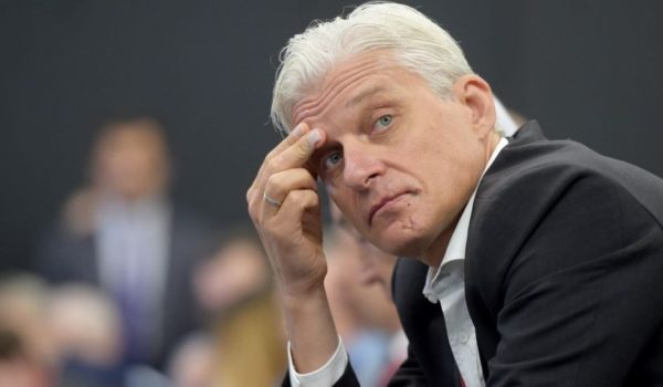 «Los imbéciles (que apoyan la guerra) son el 10%»: un conocido oligarca ruso arremete contra Putin y la invasión de Ucrania