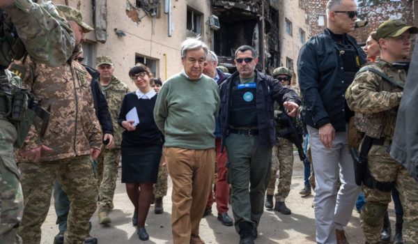 Una periodista de Radio Liberty muere en Kiev por el impacto de uno de los misiles que Rusia lanzó durante la visita del secretario general de la ONU