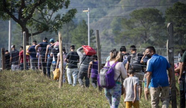 Detención de nicas en la frontera de EE.UU. creció 358 % en el primer semestre de 2022