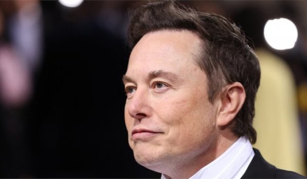 Musk suspende la compra de Twitter mientras aclara detalles sobre cuentas falsas