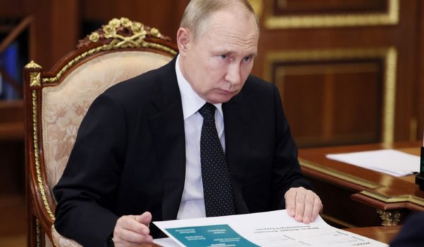 Qué hay detrás de la ausencia de información sobre el estado de salud de Putin