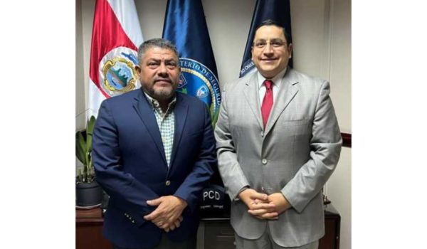 Embajador del régimen en Costa Rica se reúne con funcionarios del Gobierno