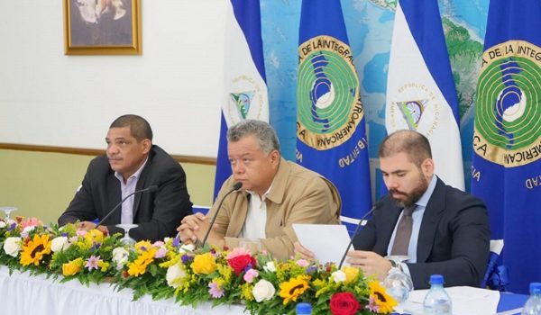 Ortega destituye a Edward Centeno, titular del  Ministerio Agropecuario y aplica barrida en la entidad