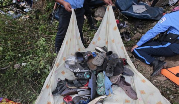 Cuerpos de migrantes venezolanos en Medicina Legal de Managua, mientras autoridades de su país contactan a familiares