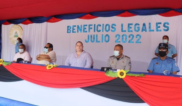 Ortega manda a otros 1,300 reos comunes a sus casas