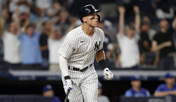 Aaron Judge dispara sus jonrones 40 y 41 y empata récord de Babe Ruth