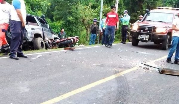 Muere motociclista tres días después de sufrir accidente cuando iba para su trabajo