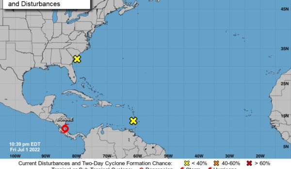 Bonnie azota Rivas con vientos y lluvias, antes de salir al Océano Pacífico. Se esperan más precipitaciones