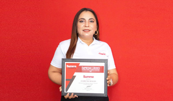 Revista Summa da reconocimiento a Claro