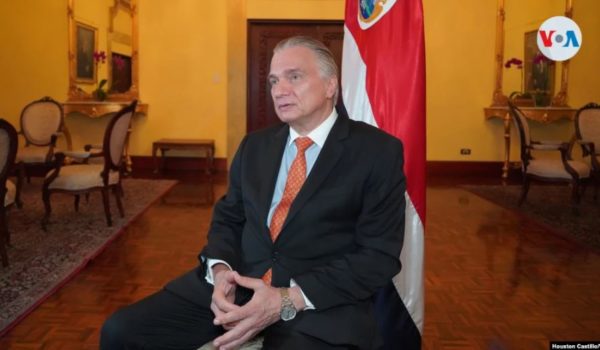 “Nos preocupan mucho los presos políticos” en Nicaragua, dice canciller de Costa Rica