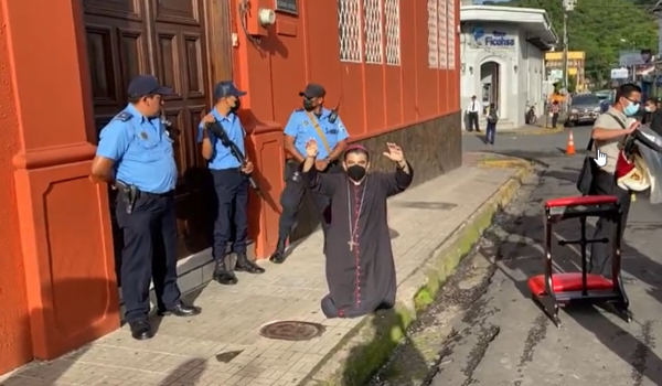 «Es un desprecio formal y frontal a la fe», dice padre Pablo Villafranca sobre ataques a la Iglesia y a sacerdotes