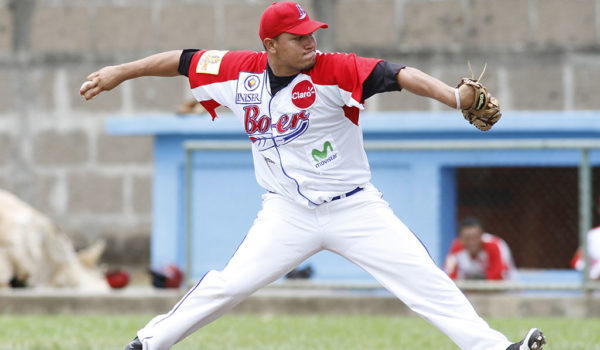 Indios y Leones dividen honores tras primeras dos batallas
