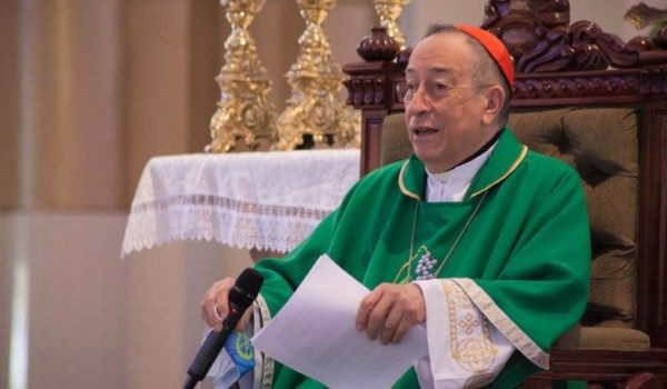 Cardenal hondureño reclama por persecución contra la Iglesia católica en Nicaragua