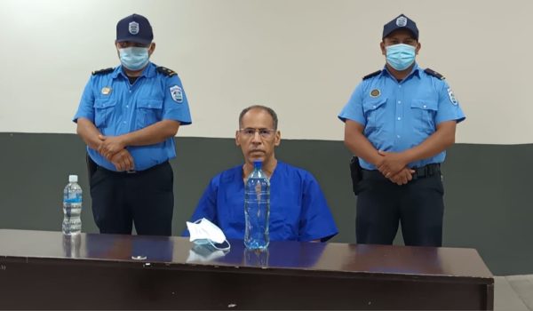 Politólogo José Antonio Peraza cumple 540 días en el Chipote