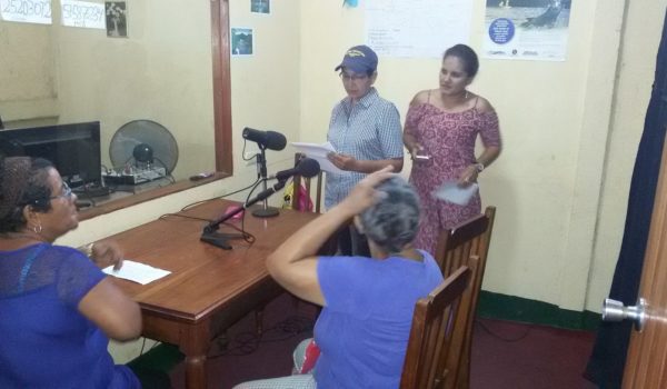 «Apagón» de emisoras locales ordenado por el régimen Ortega hará sufrir a comunidades un «silencio» social, educativo e informativo