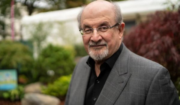Gioconda Belli: A Salman Rushdie no le gustaba cómo hablaba Rosario Murillo en los ochenta, sonaba dictatorial