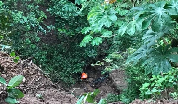 Muere ciclista tras caer accidentalmente a barranco en la laguna de Apoyo
