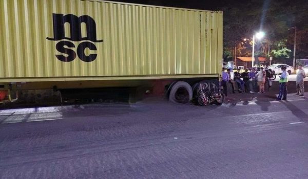 Muere otro policía en accidente de tránsito. El agente regresaba a su casa