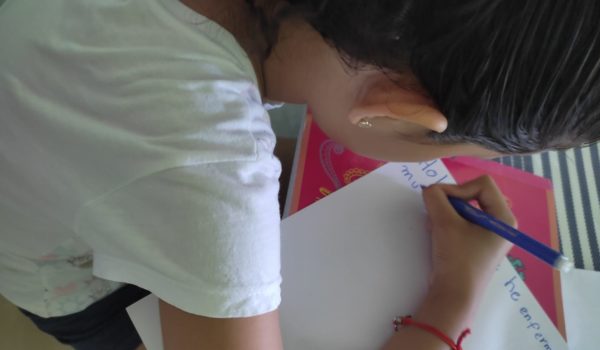 «434 días sin mi papá». Así ha cambiado la vida de Alejandra, hija del preso político Miguel Mendoza, quien a través de cartas pide poder visitarlo