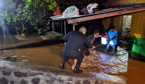 Fuertes lluvias afectan al menos a 90 viviendas en Diriomo. Se esperan más precipitaciones para este miércoles