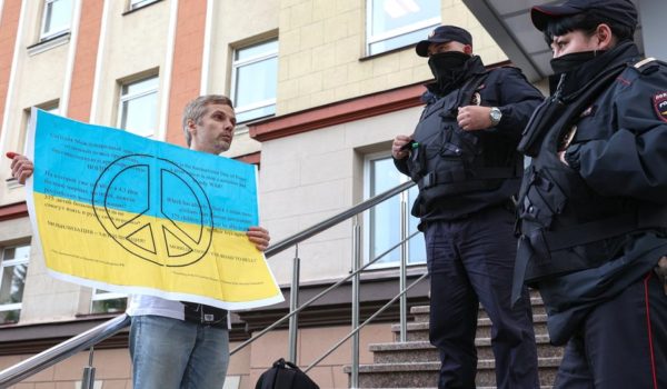 “Me romperé un brazo, una pierna… haré lo que sea, pero no iré al frente”: quiénes son los reservistas a los que Putin quiere reclutar para la guerra