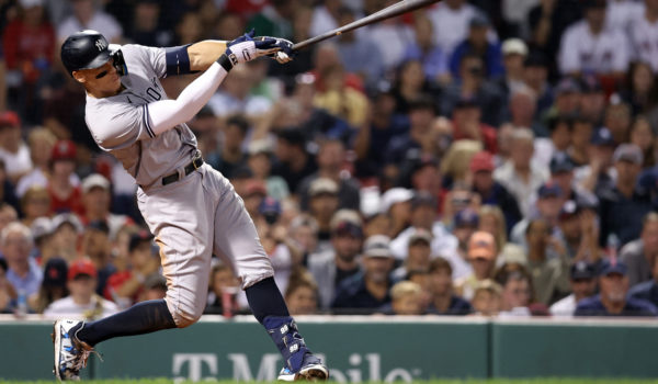 Jonathan Loáisiga lanza un cero ante Boston y Aaron Judge conecta sus jonrones 56 y 57