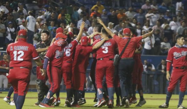 Dantos resisten ante los Leones y saltan a la Final por el trono del Pomares
