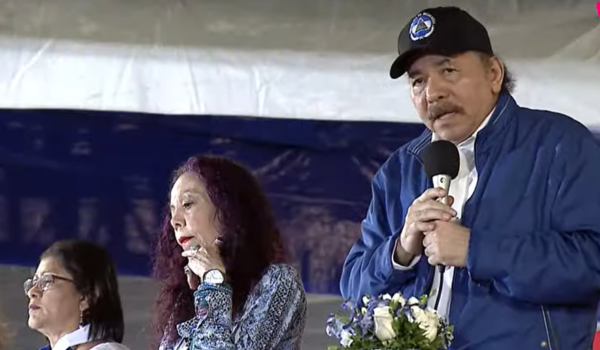 Daniel Ortega retoma la promesa del canal interoceánico en desfile patrio
