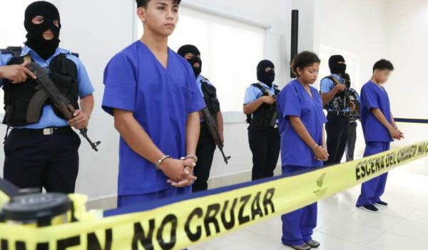 Medicina Legal determinará edad de adolescente acusado en crimen de hermanitas