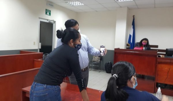 Bailarina y su pareja sentimental pagarán 44,635 dólares estafados a exnovio